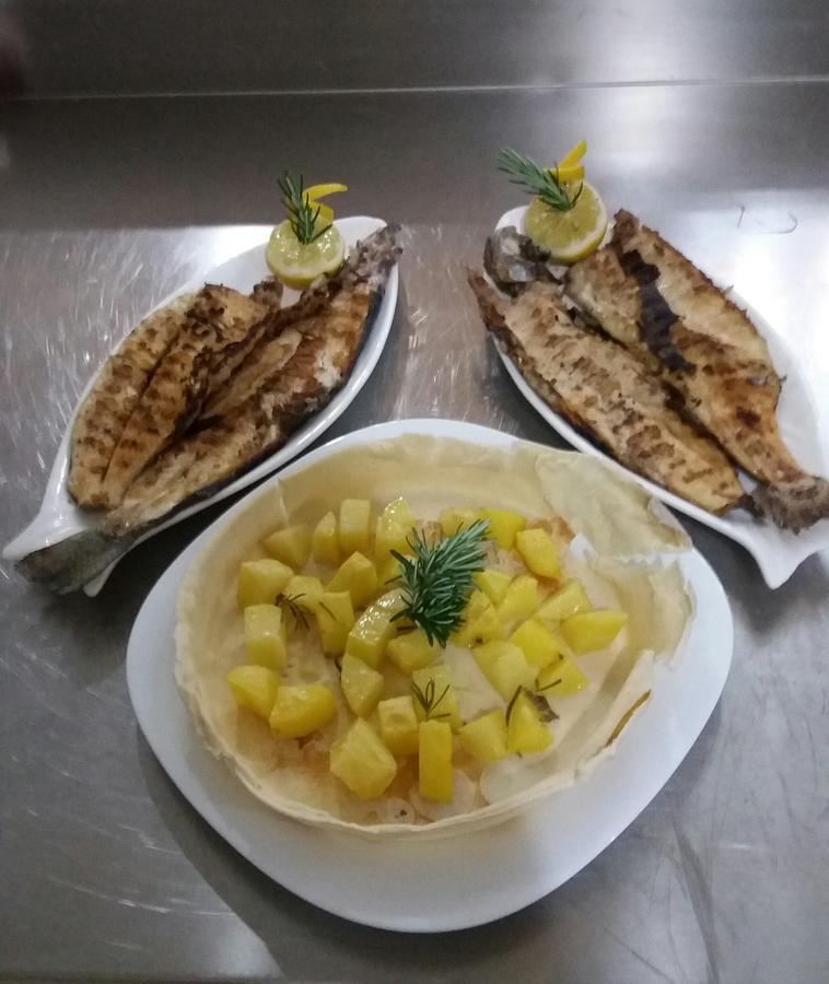 Hotel Restaurant Univers Shkoder Exterior photo